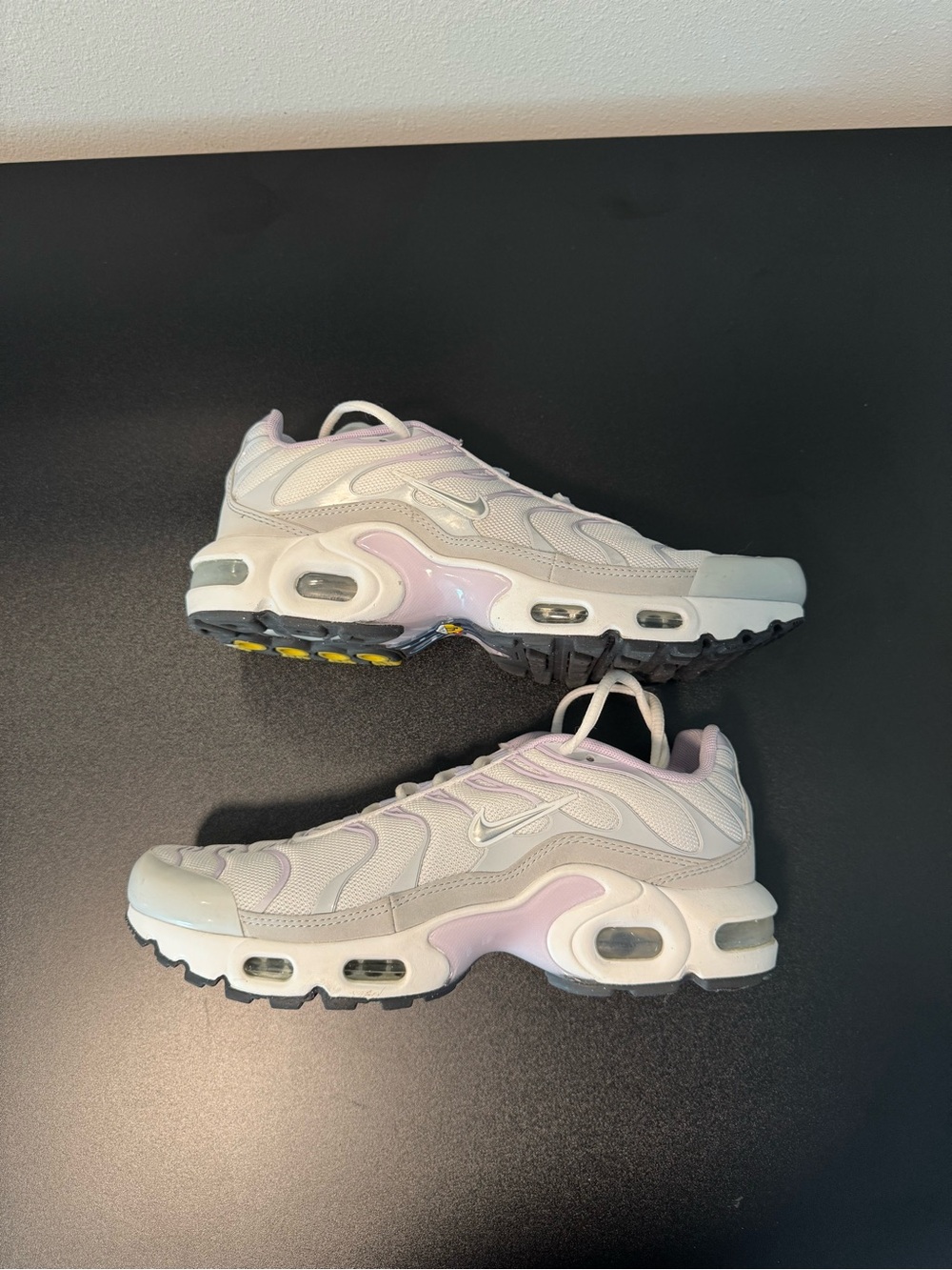 Nike Air Max Plus - Picture 3 of 9